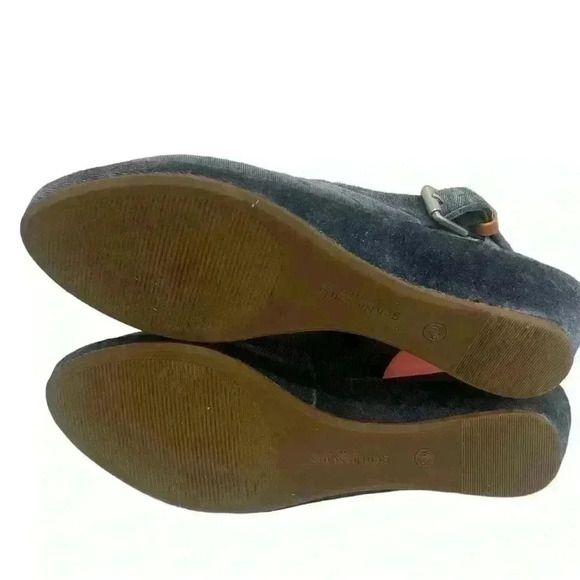 Gentle Souls by Kenneth Cole Noemi Blue Velvet Slingback Demi Wedge Sandals 8.5 - Picture 7 of 10